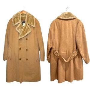 Mighty Mac Vintage 70s Tan men’s Winter coat w/ Faux Fur Lapel lined size 42